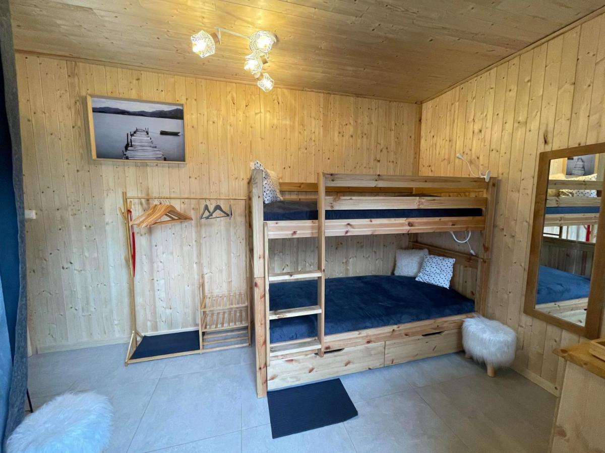 Superbe T3 Neuf En Bord De Riviere Pres D'annecy Avec Et Sauna *